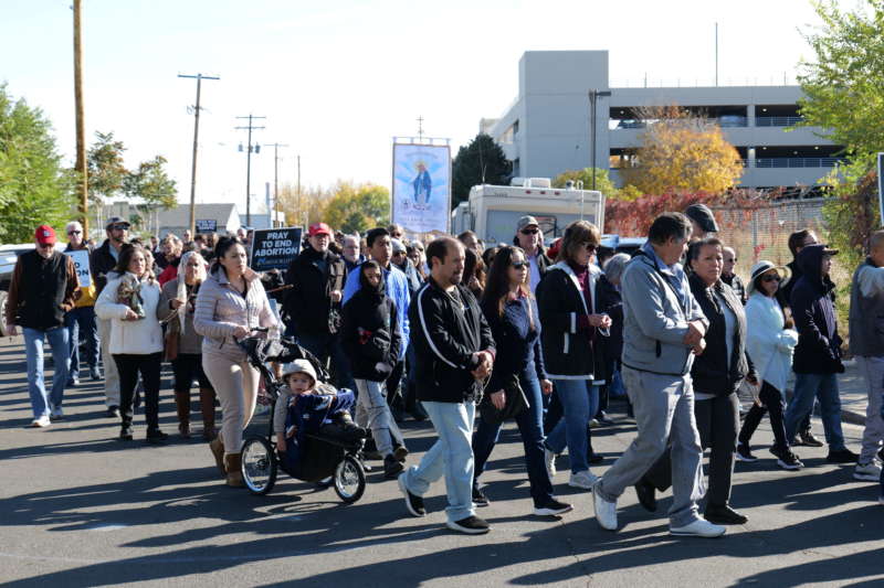 Denver Leads March Around Planned Parenthood in Opposition