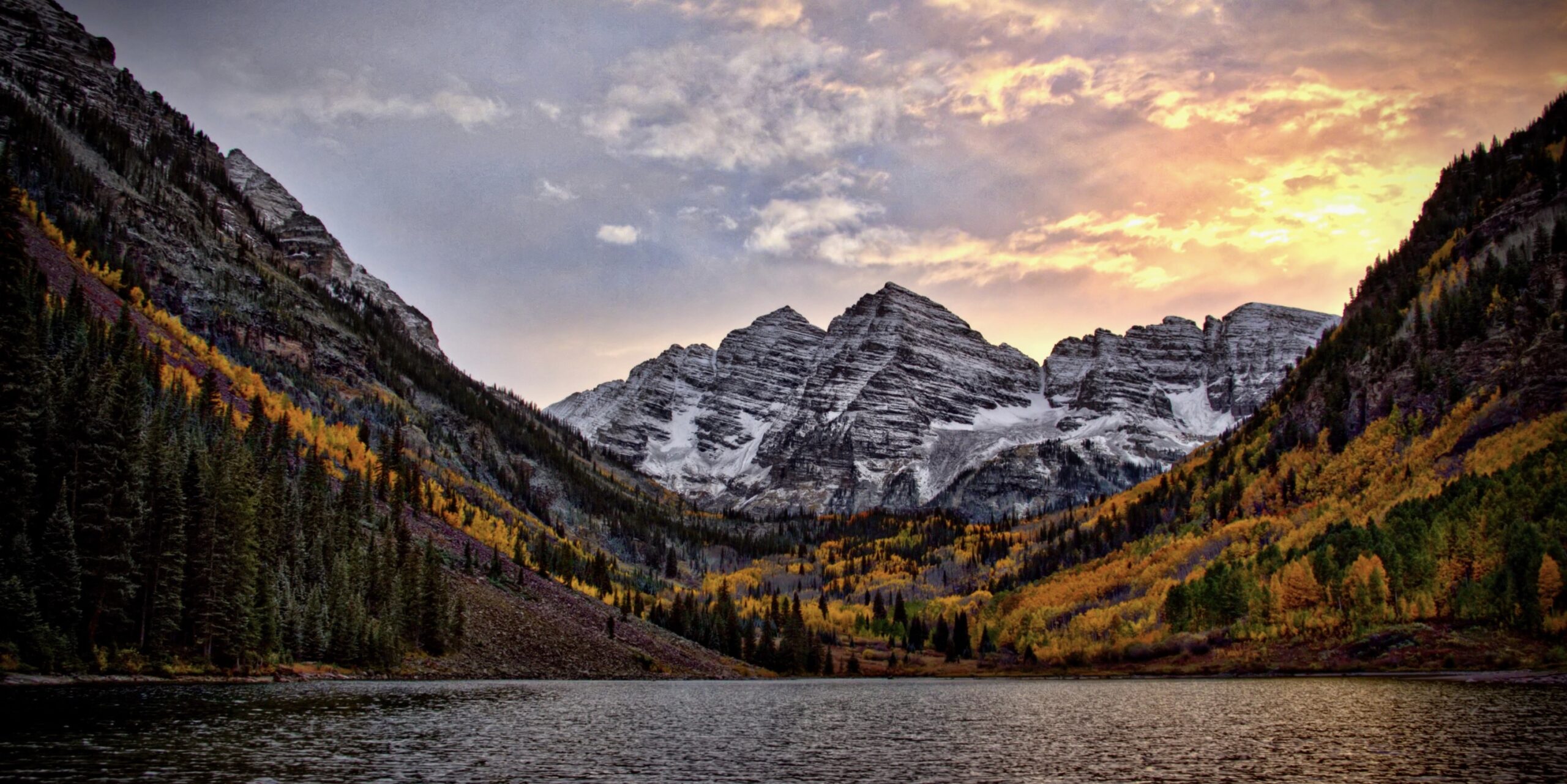 Maroon Bells sunset. Photo: Mike Scheid via Unsplash.